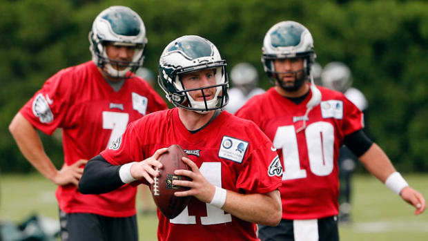 eagles-qbs-wentz-bradford-daniel.jpg